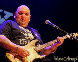 Popa Chubby at Jimiway 2012 (12)